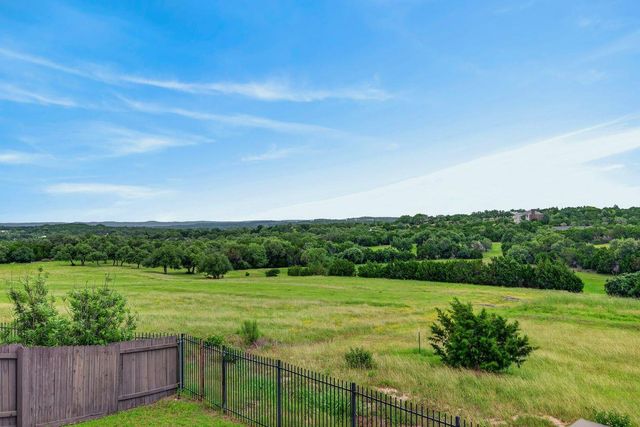 700 Ledge Stone DR, Austin, TX 78737