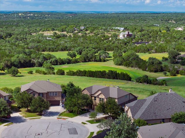 700 Ledge Stone DR, Austin, TX 78737