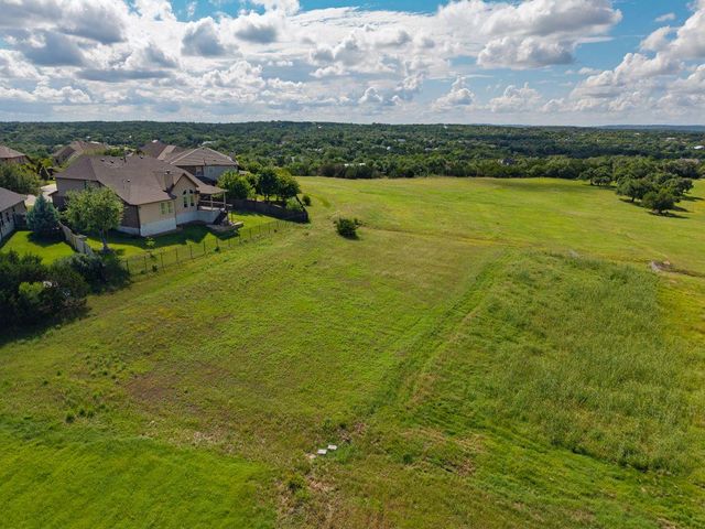 700 Ledge Stone DR, Austin, TX 78737