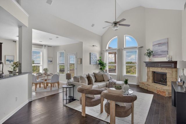 700 Ledge Stone DR, Austin, TX 78737
