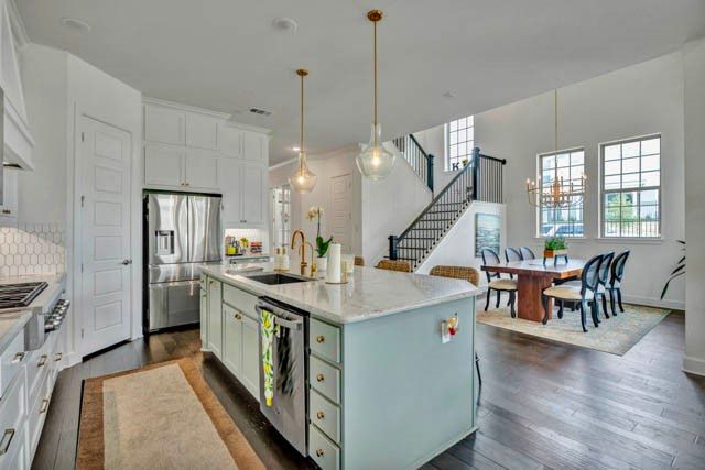 2201 Sandlin Drive, Fort Worth, TX 76008