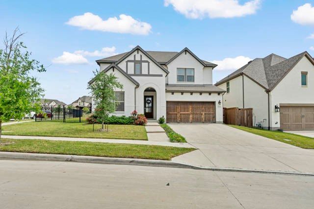 2201 Sandlin Drive, Fort Worth, TX 76008