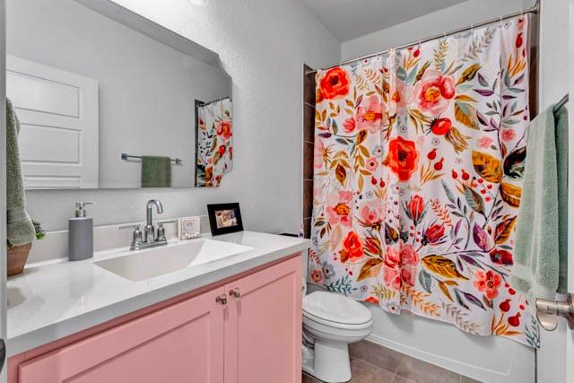 2201 Sandlin Drive, Fort Worth, TX 76008