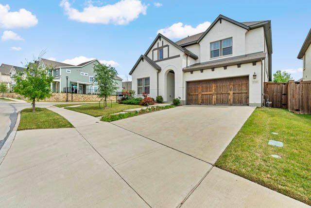 2201 Sandlin Drive, Fort Worth, TX 76008