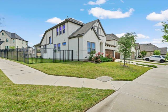 2201 Sandlin Drive, Fort Worth, TX 76008