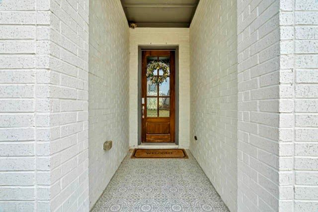 2201 Sandlin Drive, Fort Worth, TX 76008