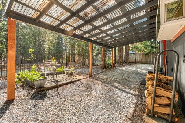 7000 Pioneer Dr, Grizzly Flats, CA 95636