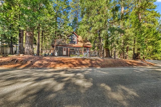 7000 Pioneer Dr, Grizzly Flats, CA 95636