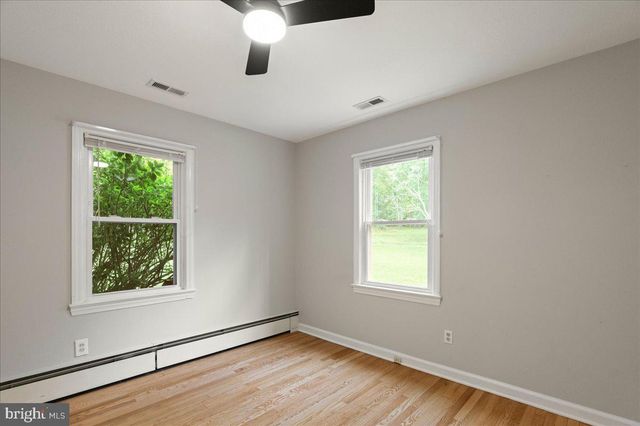 18019 LEE HWY, Amissville, VA 20106