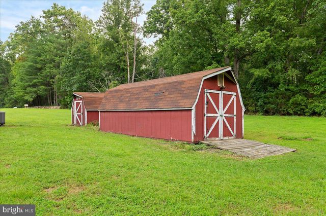 18019 LEE HWY, Amissville, VA 20106