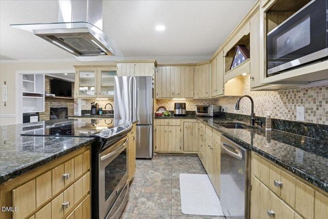 170 Jp Drive, Smithfield, NC 27577