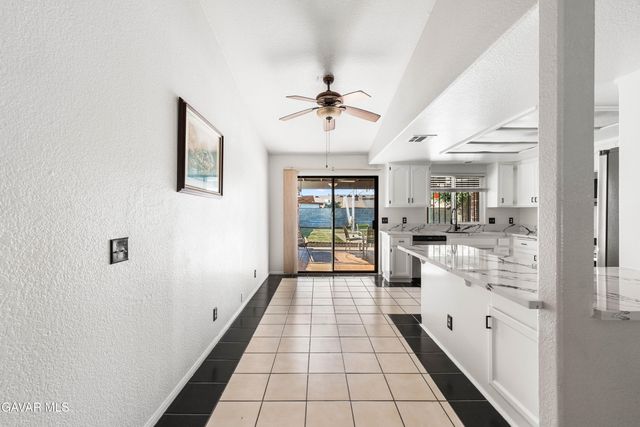 5241 E Avenue R12, Palmdale, CA 93552