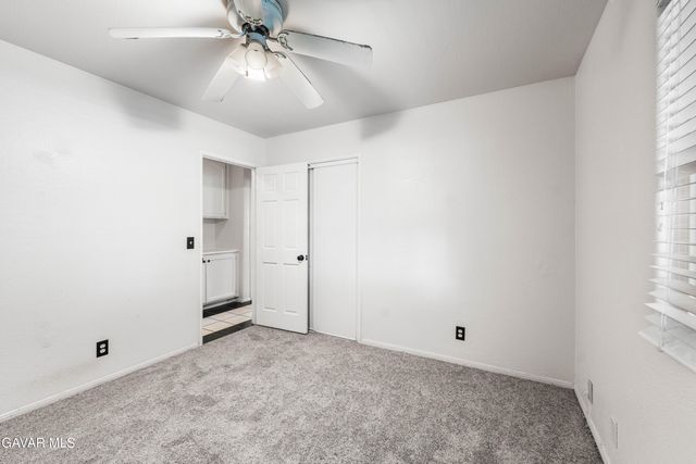 5241 E Avenue R12, Palmdale, CA 93552
