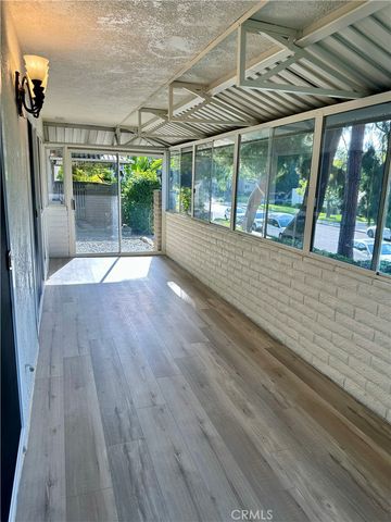 2277 Via mariposa W B, Laguna Woods, CA 92637