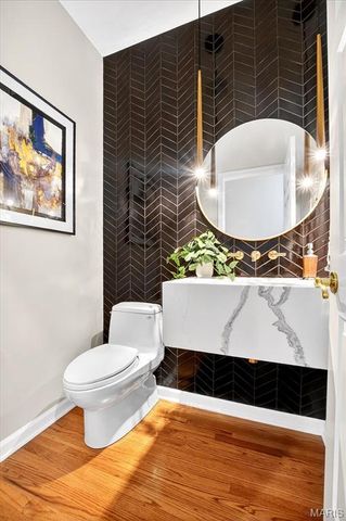 202 Fick Farm Road, Chesterfield, MO 63005