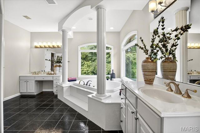 202 Fick Farm Road, Chesterfield, MO 63005