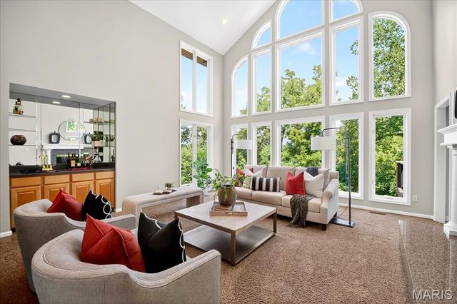 202 Fick Farm Road, Chesterfield, MO 63005