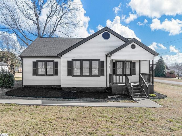 129 Spring Street, Reidville, SC 29375