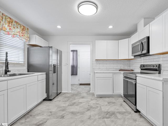 129 Spring Street, Reidville, SC 29375