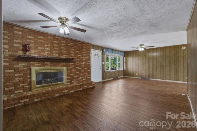 930 Enola Road, Morganton, NC 28655