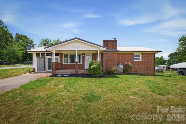 930 Enola Road, Morganton, NC 28655