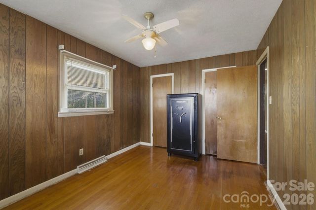 930 Enola Road, Morganton, NC 28655