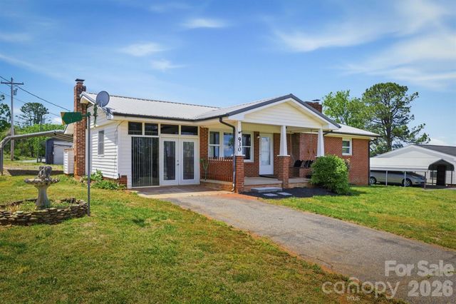 930 Enola Road, Morganton, NC 28655
