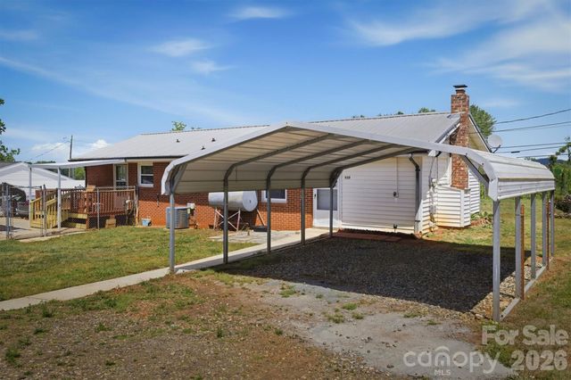 930 Enola Road, Morganton, NC 28655