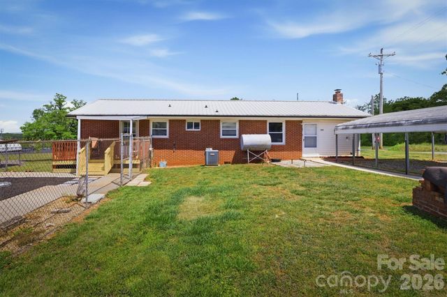 930 Enola Road, Morganton, NC 28655