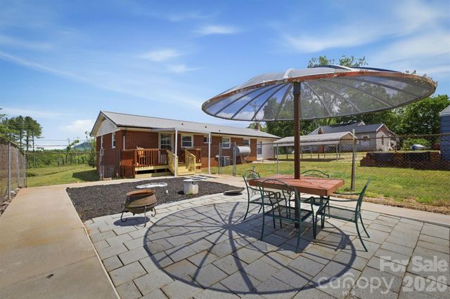 930 Enola Road, Morganton, NC 28655