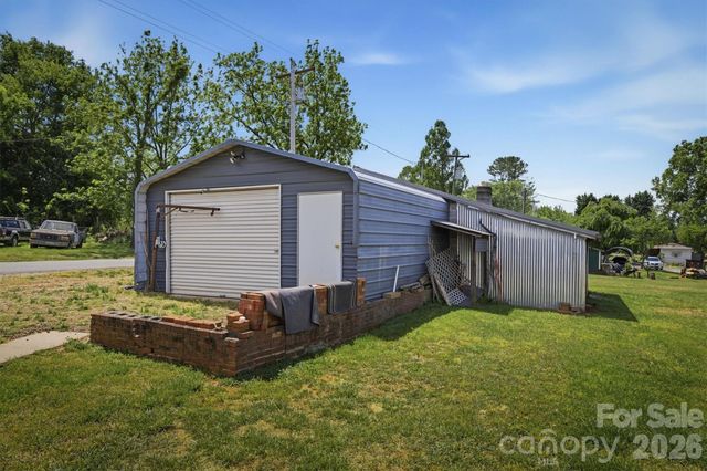 930 Enola Road, Morganton, NC 28655