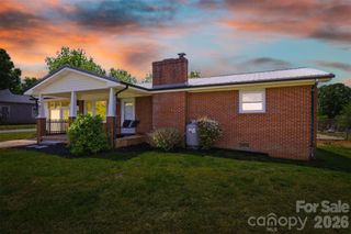 930 Enola Road, Morganton, NC 28655