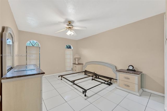 2450 NW 108th St, Miami, FL 33167