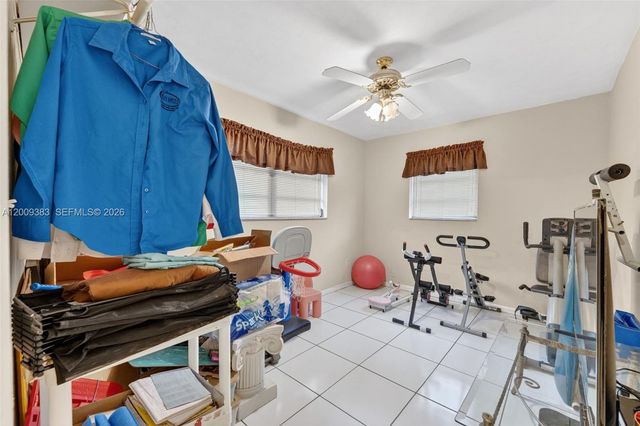 2450 NW 108th St, Miami, FL 33167