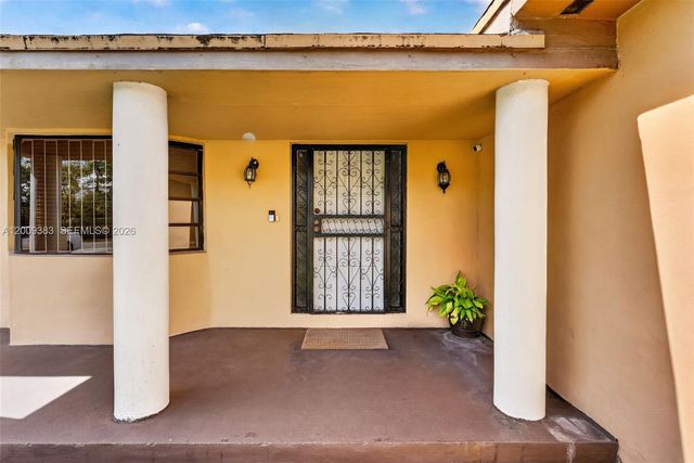 2450 NW 108th St, Miami, FL 33167