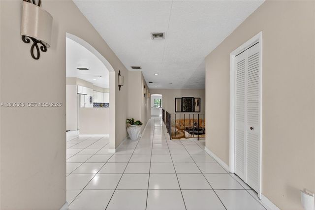 2450 NW 108th St, Miami, FL 33167