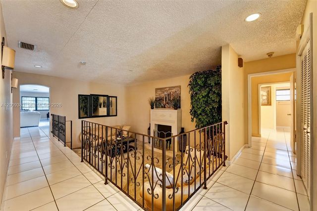 2450 NW 108th St, Miami, FL 33167