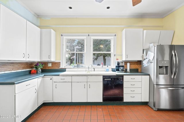 1105 Wichman Street, Walterboro, SC 29488