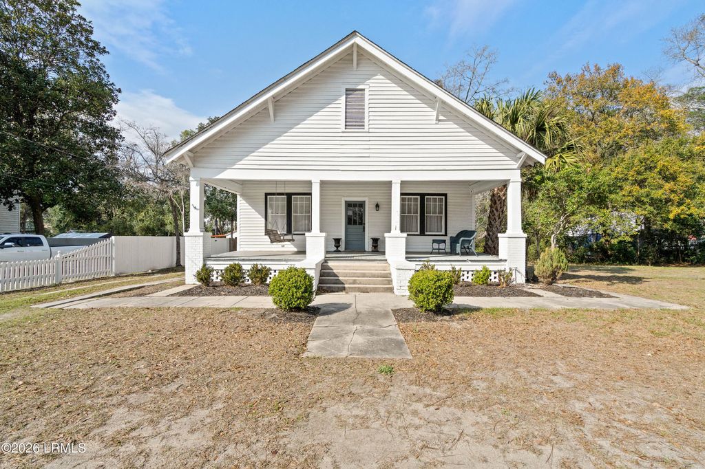 1105 Wichman Street, Walterboro, SC 29488
