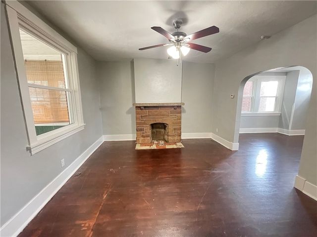 114 Merritt Ave, Carrick, PA 15227