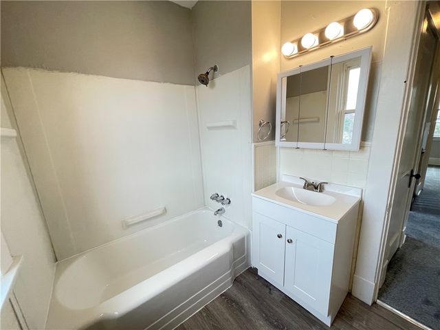 114 Merritt Ave, Carrick, PA 15227