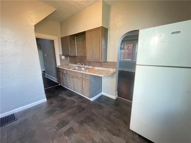 114 Merritt Ave, Carrick, PA 15227