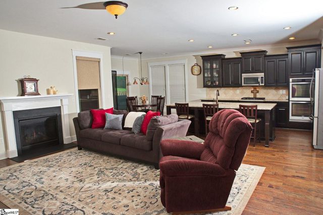 109 Martele Court, Simpsonville, SC 29680