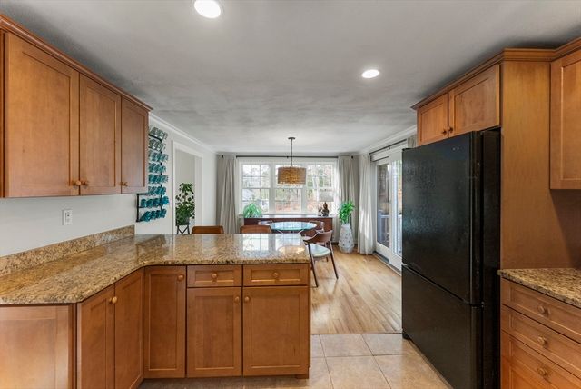30 Pawtuxet Rd, Plymouth, MA 02360