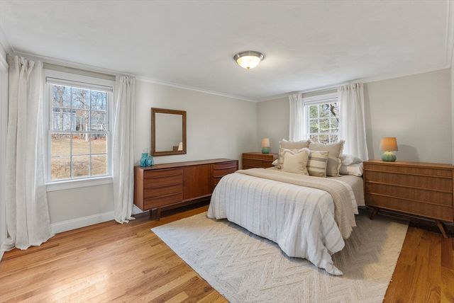 30 Pawtuxet Rd, Plymouth, MA 02360