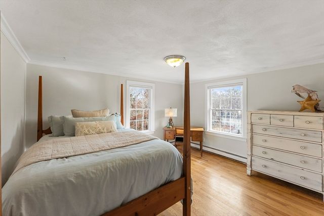 30 Pawtuxet Rd, Plymouth, MA 02360