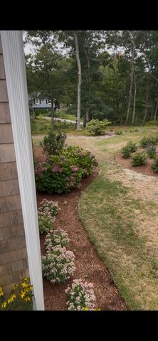 30 Pawtuxet Rd, Plymouth, MA 02360