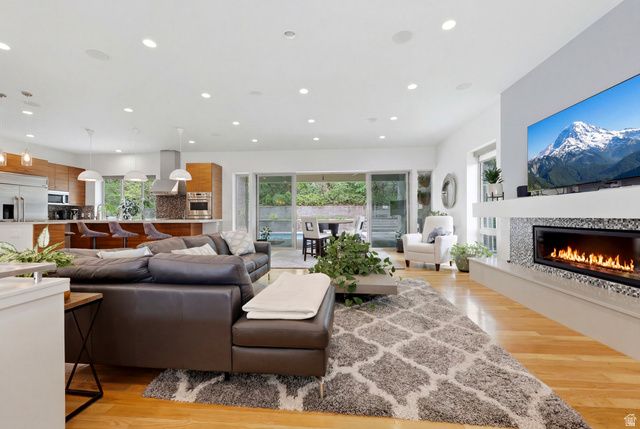 1389 E MILLBROOK WAY, Bountiful, UT 84010