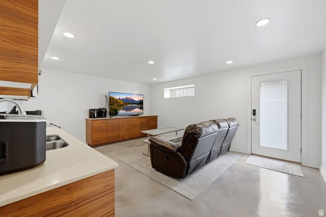 1389 E MILLBROOK WAY, Bountiful, UT 84010
