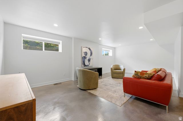 1389 E MILLBROOK WAY, Bountiful, UT 84010
